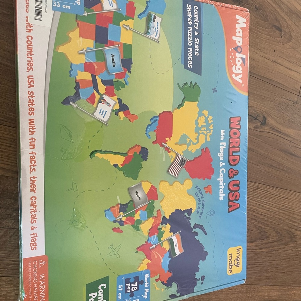 World and USA map